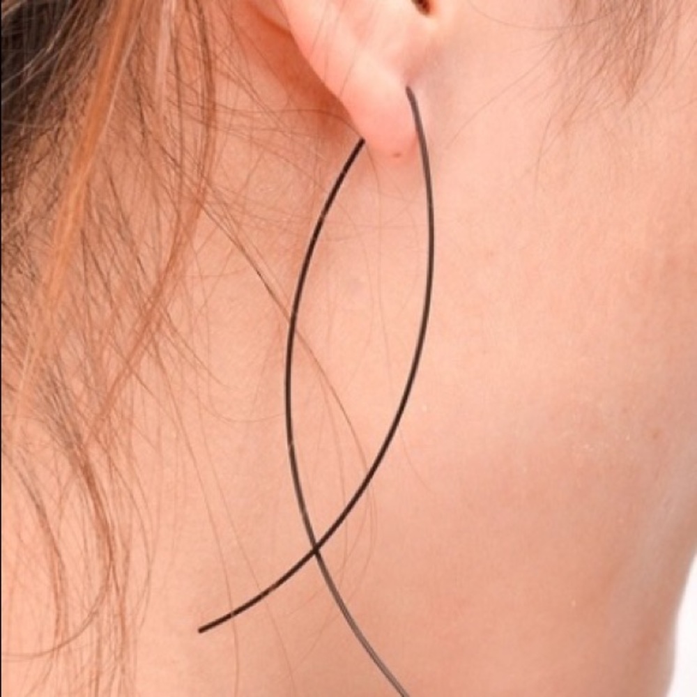 Chic Minimalist Wire Dangle Earrings